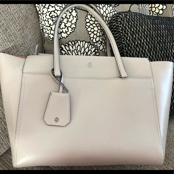 Tory Burch Handbags - Authentic Tory Burch Handbag